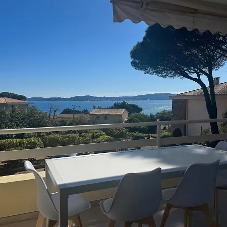 Vue Et A Pied * Sainte-Maxime